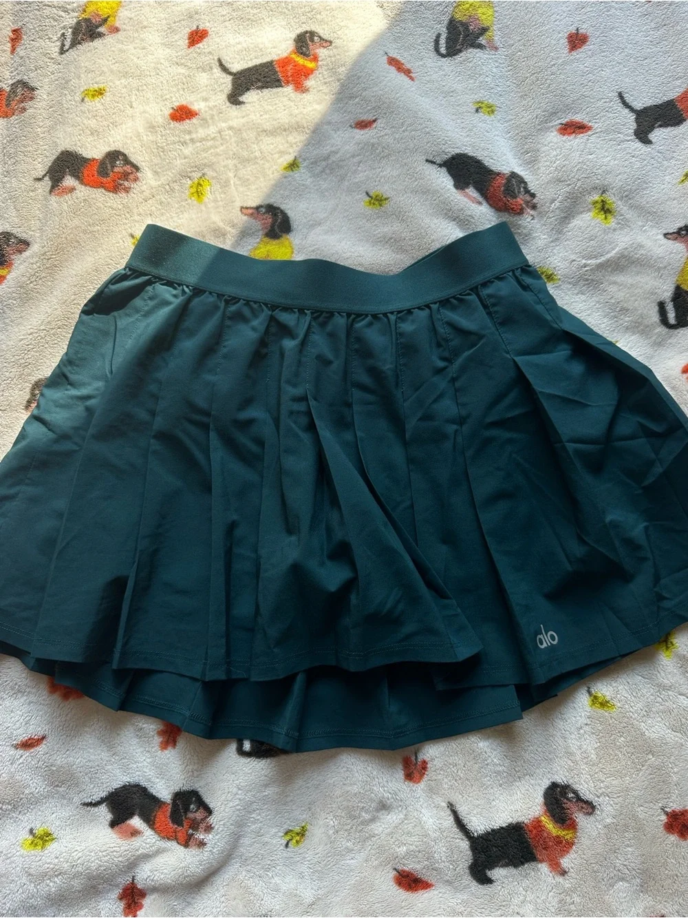 Alo green tennis skirt size small